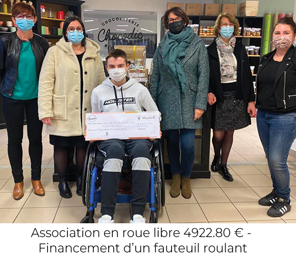 Vente solidaire avec l'association en roue libre ayant permis le financement d’un fauteuil roulant